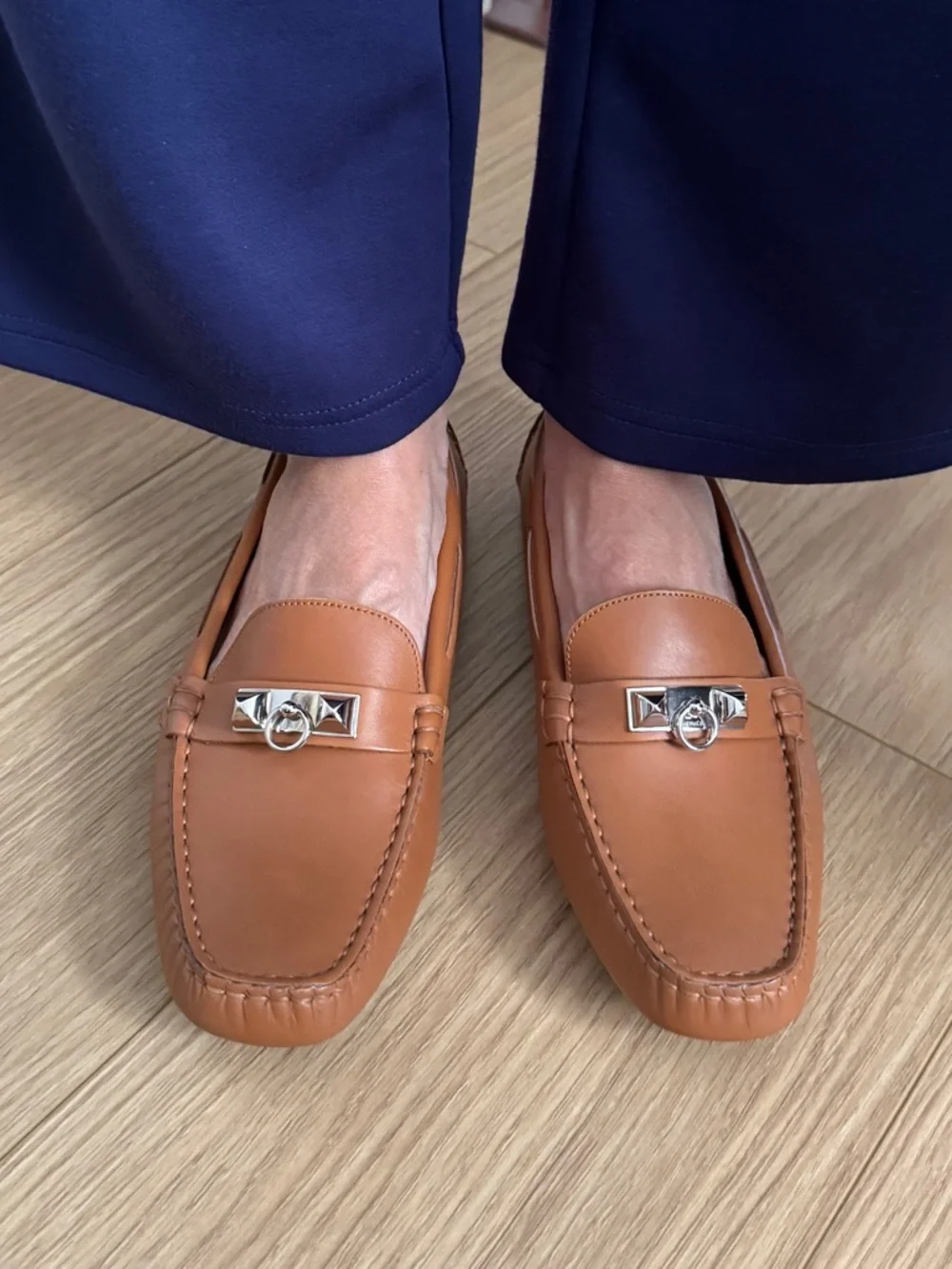 Hermes Irving Loafers - Picture 4 of 7